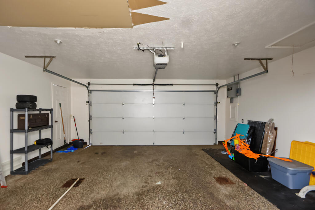 335 Westlawn Drive, Mansfield, Ohio 44906, 3 Bedrooms Bedrooms, ,2 BathroomsBathrooms,Residential,For Sale,Westlawn Drive,20100872 335 Westlawn Drive, Mansfield, Ohio 44906, 3 Bedrooms Bedrooms, ,2 BathroomsBathrooms,Residential,For Sale,Westlawn Drive,20100872