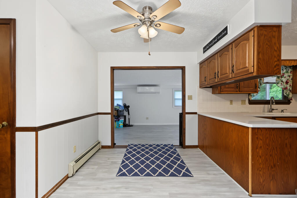 335 Westlawn Drive, Mansfield, Ohio 44906, 3 Bedrooms Bedrooms, ,2 BathroomsBathrooms,Residential,For Sale,Westlawn Drive,20100872 335 Westlawn Drive, Mansfield, Ohio 44906, 3 Bedrooms Bedrooms, ,2 BathroomsBathrooms,Residential,For Sale,Westlawn Drive,20100872