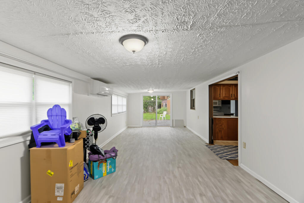 335 Westlawn Drive, Mansfield, Ohio 44906, 3 Bedrooms Bedrooms, ,2 BathroomsBathrooms,Residential,For Sale,Westlawn Drive,20100872 335 Westlawn Drive, Mansfield, Ohio 44906, 3 Bedrooms Bedrooms, ,2 BathroomsBathrooms,Residential,For Sale,Westlawn Drive,20100872