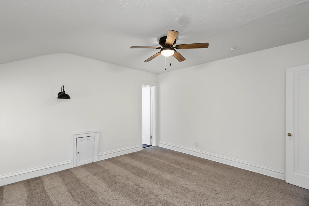 55 Wellington Avenue, Mansfield, Ohio 44906, 4 Bedrooms Bedrooms, ,2 BathroomsBathrooms,Residential,For Sale,Wellington Avenue,20100891 55 Wellington Avenue, Mansfield, Ohio 44906, 4 Bedrooms Bedrooms, ,2 BathroomsBathrooms,Residential,For Sale,Wellington Avenue,20100891