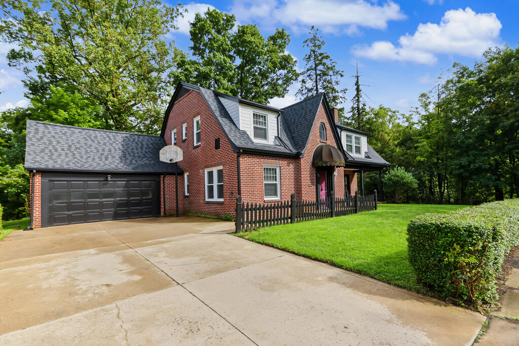 55 Wellington Avenue, Mansfield, Ohio 44906, 4 Bedrooms Bedrooms, ,2 BathroomsBathrooms,Residential,For Sale,Wellington Avenue,20100891 55 Wellington Avenue, Mansfield, Ohio 44906, 4 Bedrooms Bedrooms, ,2 BathroomsBathrooms,Residential,For Sale,Wellington Avenue,20100891