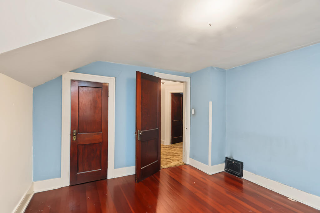 170 Westwood Avenue, Mansfield, Ohio 44906, 3 Bedrooms Bedrooms, ,1 BathroomBathrooms,Residential,For Sale,Westwood Avenue,20100911 170 Westwood Avenue, Mansfield, Ohio 44906, 3 Bedrooms Bedrooms, ,1 BathroomBathrooms,Residential,For Sale,Westwood Avenue,20100911