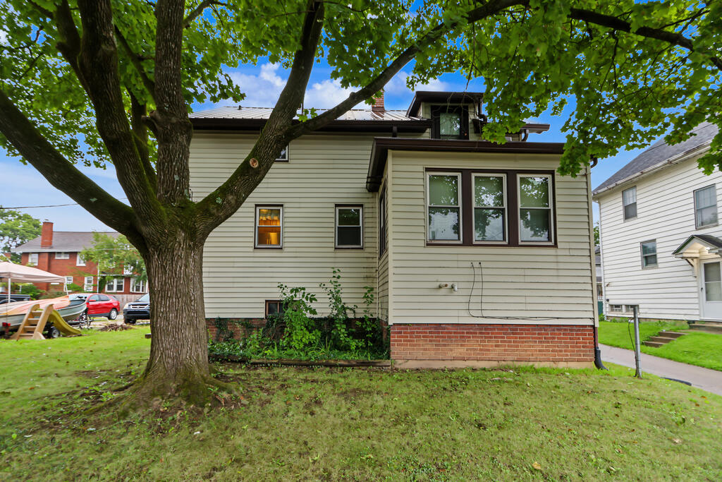 170 Westwood Avenue, Mansfield, Ohio 44906, 3 Bedrooms Bedrooms, ,1 BathroomBathrooms,Residential,For Sale,Westwood Avenue,20100911 170 Westwood Avenue, Mansfield, Ohio 44906, 3 Bedrooms Bedrooms, ,1 BathroomBathrooms,Residential,For Sale,Westwood Avenue,20100911