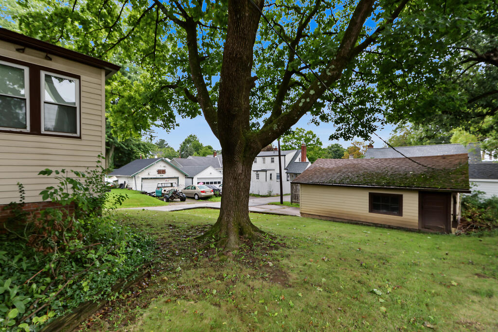 170 Westwood Avenue, Mansfield, Ohio 44906, 3 Bedrooms Bedrooms, ,1 BathroomBathrooms,Residential,For Sale,Westwood Avenue,20100911 170 Westwood Avenue, Mansfield, Ohio 44906, 3 Bedrooms Bedrooms, ,1 BathroomBathrooms,Residential,For Sale,Westwood Avenue,20100911