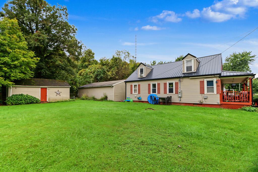 337 Pomerene Road, Mansfield, Ohio 44906, 3 Bedroom Bedrooms, 0 ,2 BathroomBathrooms,Residential,For Sale,Pomerene Road,0,20100919
