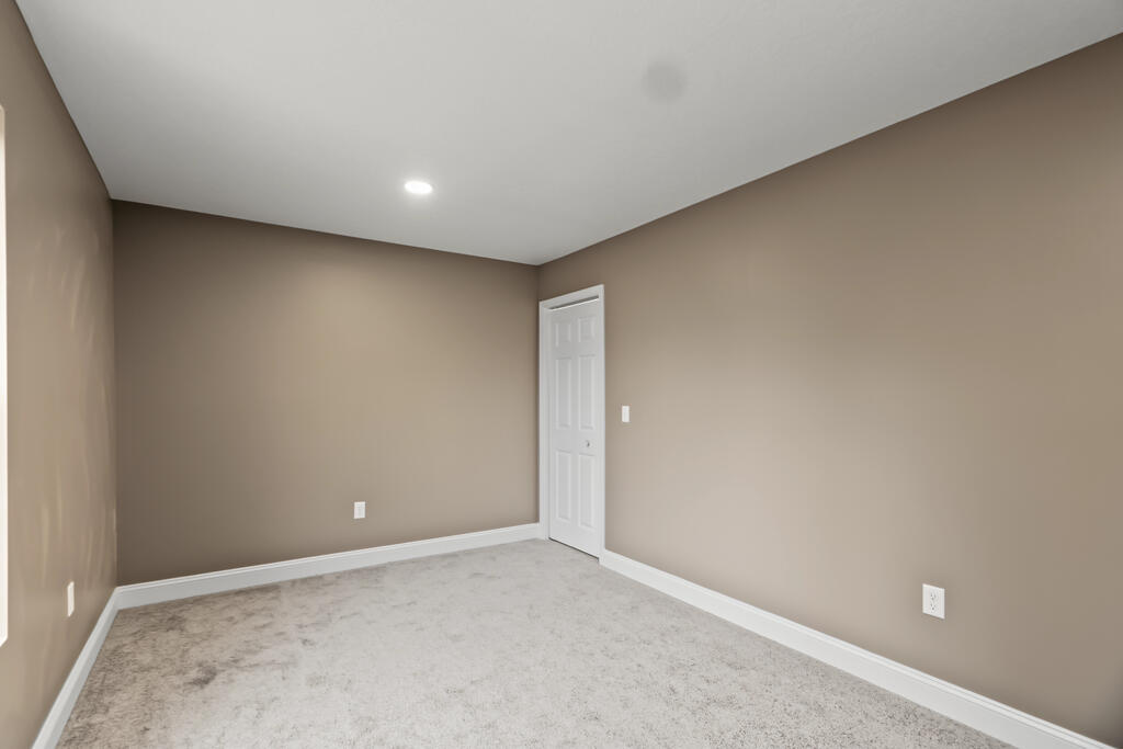 1142 Farifax Avenue, Mansfield, Ohio 44906, 4 Bedrooms Bedrooms, ,2 BathroomsBathrooms,Residential,For Sale,Farifax Avenue,20100962 1142 Farifax Avenue, Mansfield, Ohio 44906, 4 Bedrooms Bedrooms, ,2 BathroomsBathrooms,Residential,For Sale,Farifax Avenue,20100962