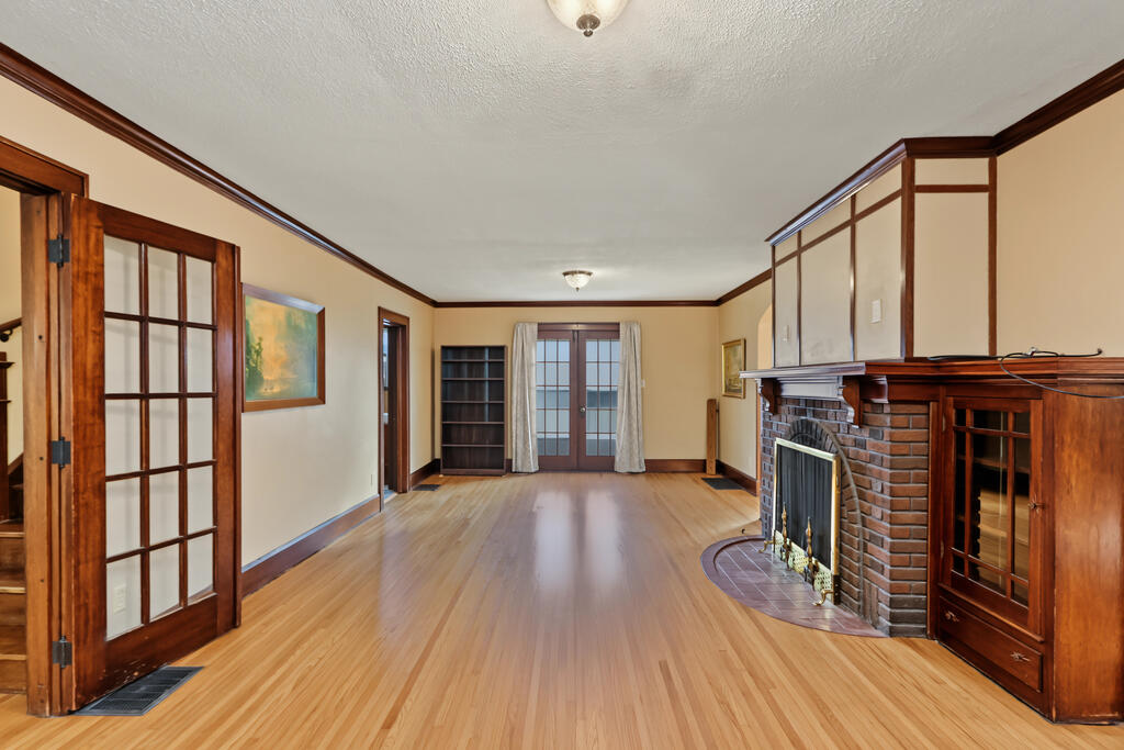605 Scholl Road, Mansfield, Ohio 44907, 4 Bedrooms Bedrooms, ,1 BathroomBathrooms,Residential,For Sale,Scholl Road,20100964 605 Scholl Road, Mansfield, Ohio 44907, 4 Bedrooms Bedrooms, ,1 BathroomBathrooms,Residential,For Sale,Scholl Road,20100964