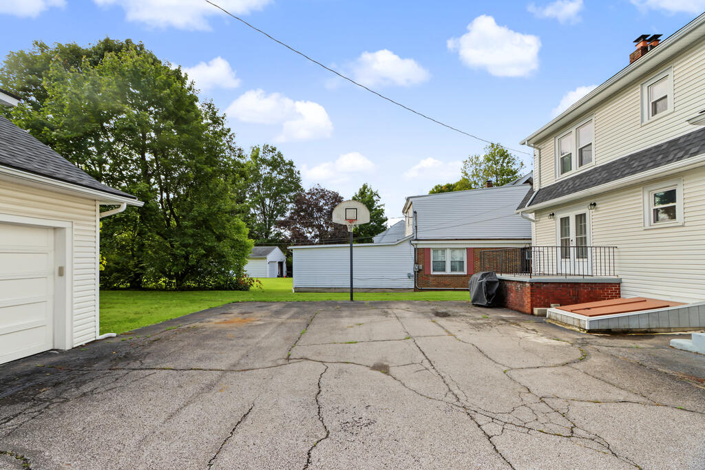 605 Scholl Road, Mansfield, Ohio 44907, 4 Bedrooms Bedrooms, ,1 BathroomBathrooms,Residential,For Sale,Scholl Road,20100964 605 Scholl Road, Mansfield, Ohio 44907, 4 Bedrooms Bedrooms, ,1 BathroomBathrooms,Residential,For Sale,Scholl Road,20100964
