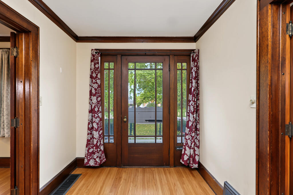 605 Scholl Road, Mansfield, Ohio 44907, 4 Bedrooms Bedrooms, ,1 BathroomBathrooms,Residential,For Sale,Scholl Road,20100964 605 Scholl Road, Mansfield, Ohio 44907, 4 Bedrooms Bedrooms, ,1 BathroomBathrooms,Residential,For Sale,Scholl Road,20100964