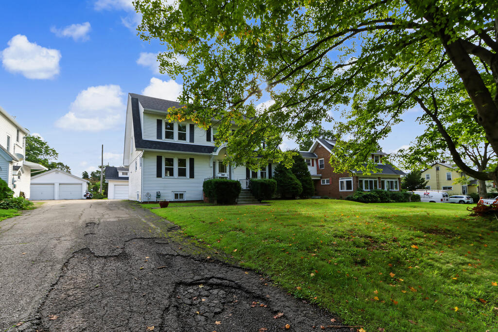 605 Scholl Road, Mansfield, Ohio 44907, 4 Bedrooms Bedrooms, ,1 BathroomBathrooms,Residential,For Sale,Scholl Road,20100964 605 Scholl Road, Mansfield, Ohio 44907, 4 Bedrooms Bedrooms, ,1 BathroomBathrooms,Residential,For Sale,Scholl Road,20100964