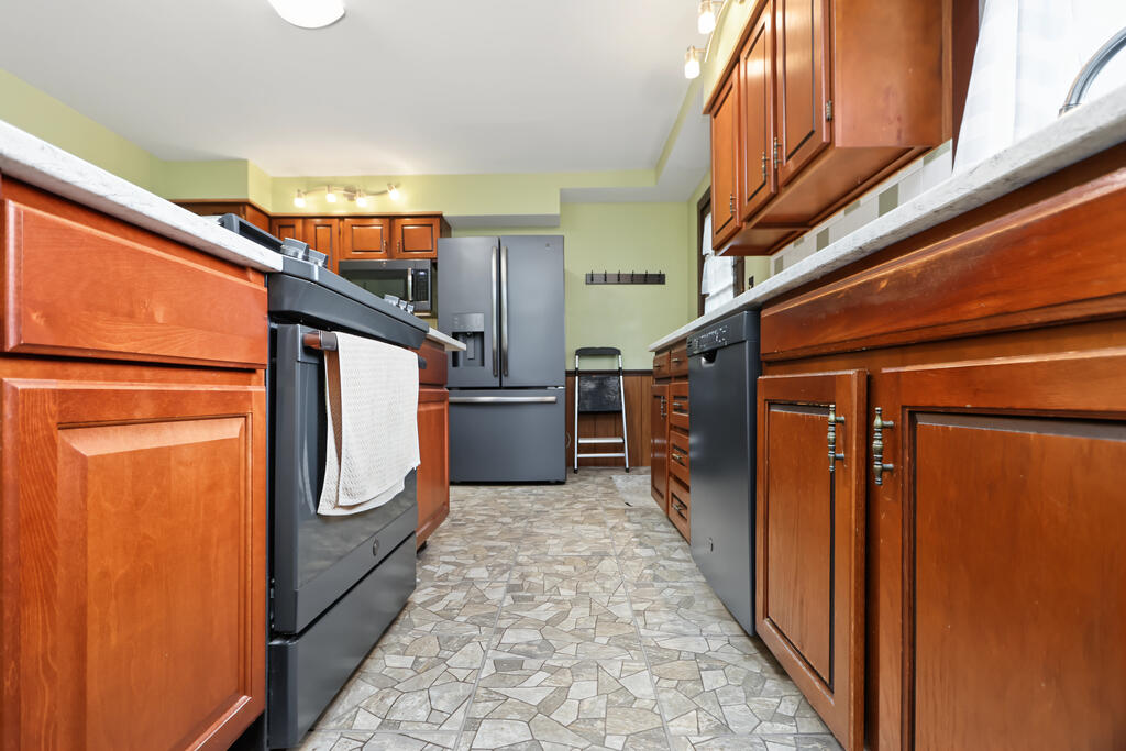 605 Scholl Road, Mansfield, Ohio 44907, 4 Bedrooms Bedrooms, ,1 BathroomBathrooms,Residential,For Sale,Scholl Road,20100964 605 Scholl Road, Mansfield, Ohio 44907, 4 Bedrooms Bedrooms, ,1 BathroomBathrooms,Residential,For Sale,Scholl Road,20100964