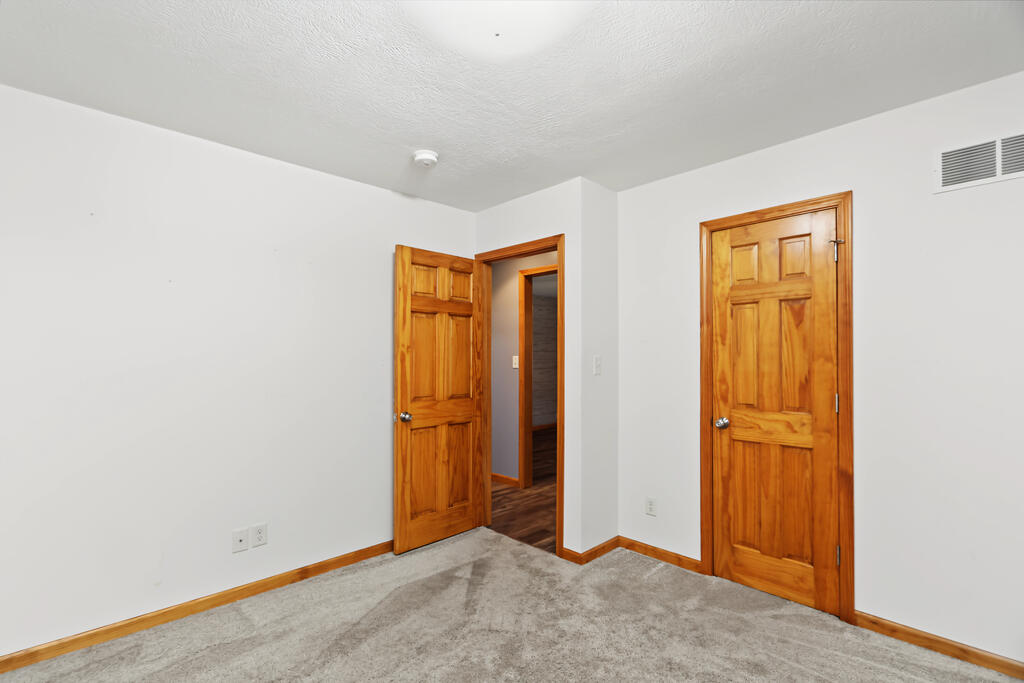 1065 Neil Circle South, Mansfield, Ohio 44903, 3 Bedroom Bedrooms, 0 ,1 BathroomBathrooms,Residential,For Sale,Neil Circle South,0,20100994 1065 Neil Circle South, Mansfield, Ohio 44903, 3 Bedroom Bedrooms, 0 ,1 BathroomBathrooms,Residential,For Sale,Neil Circle South,0,20100994