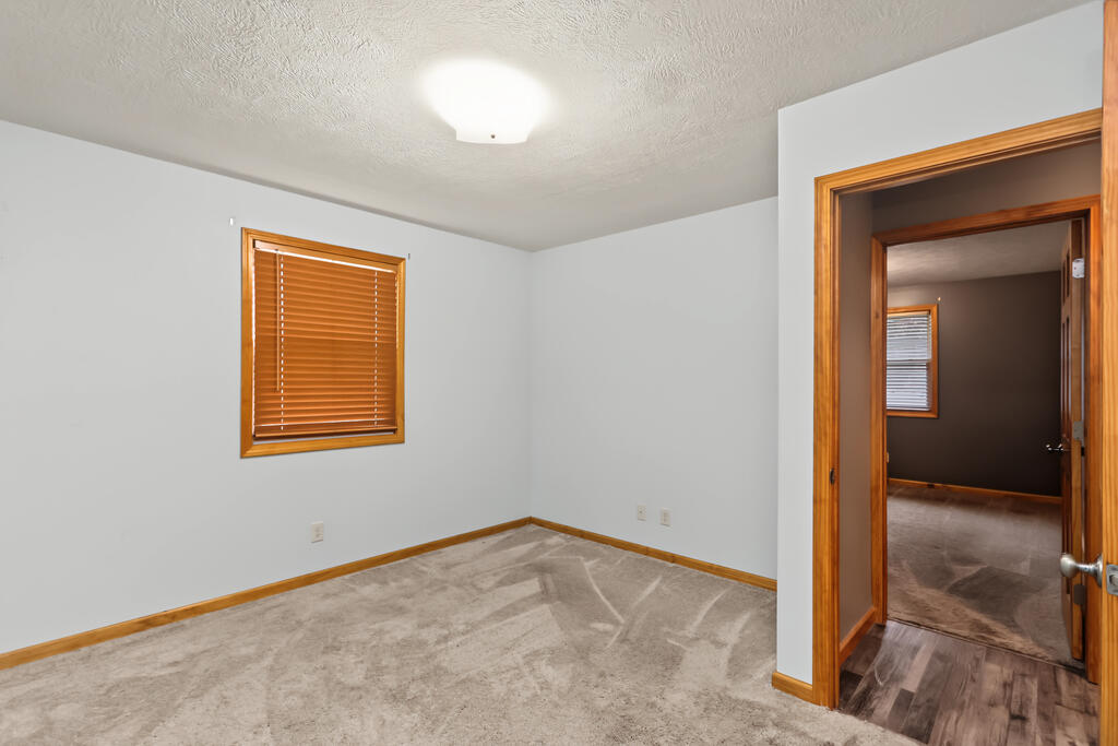 1065 Neil Circle South, Mansfield, Ohio 44903, 3 Bedroom Bedrooms, 0 ,1 BathroomBathrooms,Residential,For Sale,Neil Circle South,0,20100994 1065 Neil Circle South, Mansfield, Ohio 44903, 3 Bedroom Bedrooms, 0 ,1 BathroomBathrooms,Residential,For Sale,Neil Circle South,0,20100994