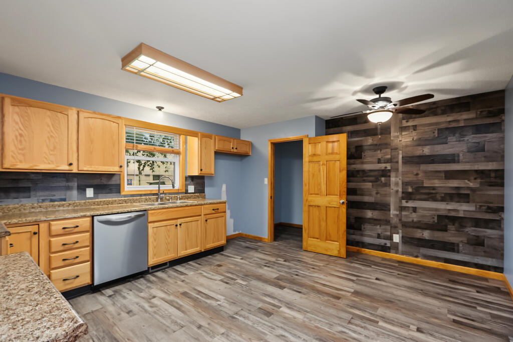 1065 Neil Circle South, Mansfield, Ohio 44903, 3 Bedroom Bedrooms, 0 ,1 BathroomBathrooms,Residential,For Sale,Neil Circle South,0,20100994 1065 Neil Circle South, Mansfield, Ohio 44903, 3 Bedroom Bedrooms, 0 ,1 BathroomBathrooms,Residential,For Sale,Neil Circle South,0,20100994