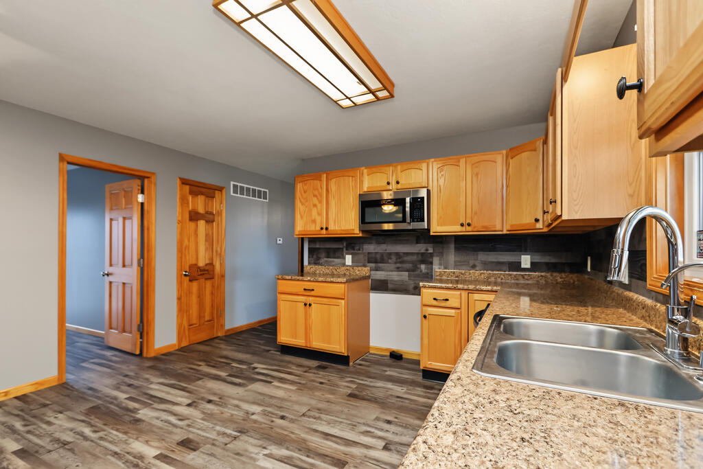 1065 Neil Circle South, Mansfield, Ohio 44903, 3 Bedroom Bedrooms, 0 ,1 BathroomBathrooms,Residential,For Sale,Neil Circle South,0,20100994 1065 Neil Circle South, Mansfield, Ohio 44903, 3 Bedroom Bedrooms, 0 ,1 BathroomBathrooms,Residential,For Sale,Neil Circle South,0,20100994