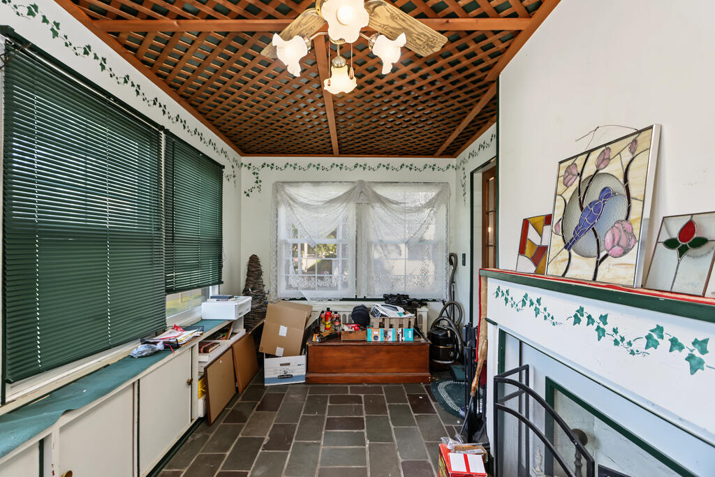 522 West Walnut Street, Ashland, Ohio 44805, 6 Bedroom Bedrooms, 0 ,2 BathroomBathrooms,Residential,For Sale,West Walnut Street,0,20101101 522 West Walnut Street, Ashland, Ohio 44805, 6 Bedroom Bedrooms, 0 ,2 BathroomBathrooms,Residential,For Sale,West Walnut Street,0,20101101