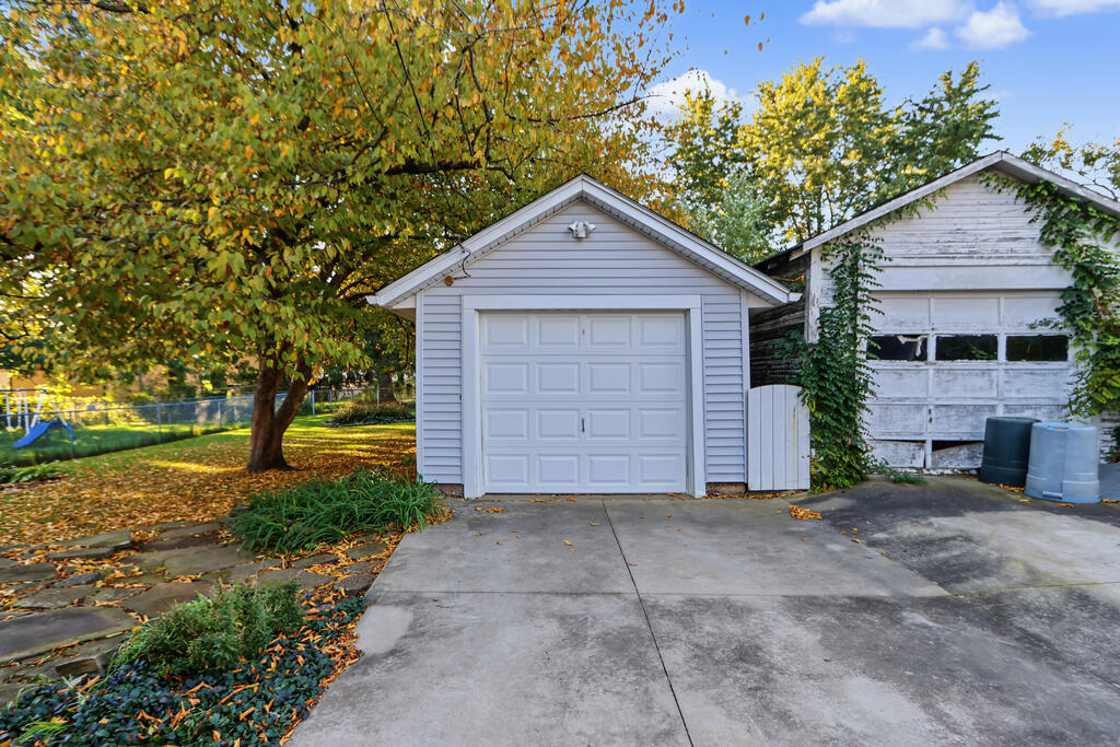 153 Reba Avenue, Mansfield, Ohio 44907, 3 Bedroom Bedrooms, 0 ,1 BathroomBathrooms,Residential,For Sale,Reba Avenue,0,20101119 153 Reba Avenue, Mansfield, Ohio 44907, 3 Bedroom Bedrooms, 0 ,1 BathroomBathrooms,Residential,For Sale,Reba Avenue,0,20101119