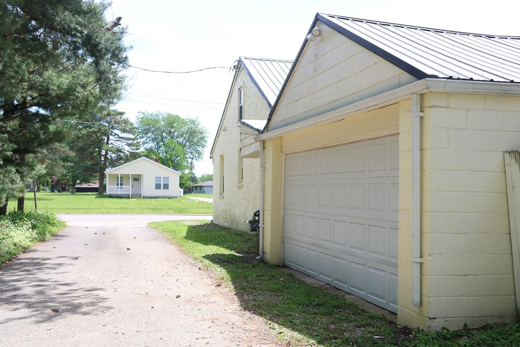 465 Jump St, Bucyrus, Ohio 44820, 3 Bedrooms Bedrooms, ,1 BathroomBathrooms,Residential,For Sale,Jump St,9060216