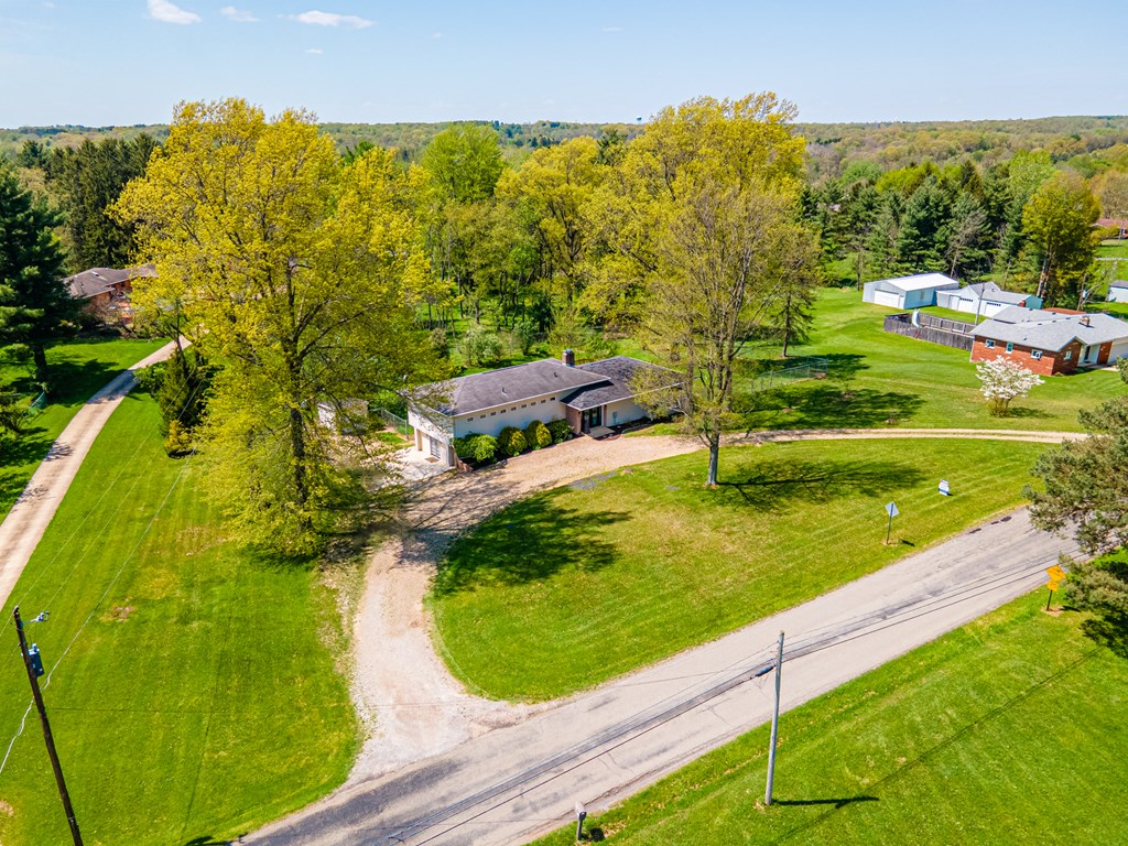 546 Twitchell Road, Mansfield, Ohio 44903, 4 Bedrooms Bedrooms, ,3 BathroomsBathrooms,Residential,For Sale,Twitchell Road,9060520