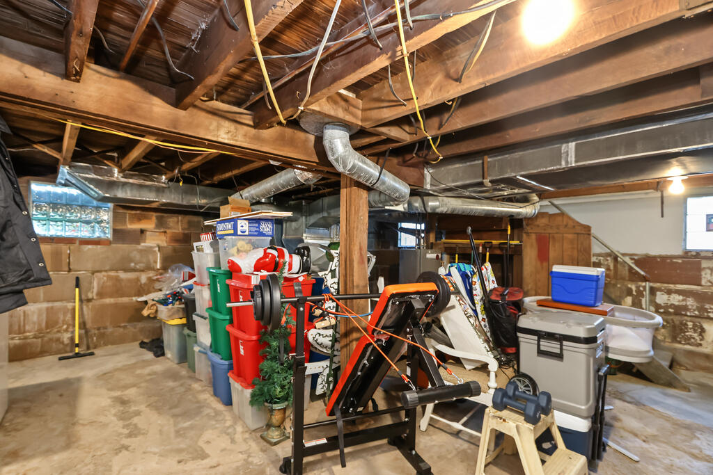 317 Ashland Avenue, Ashland, Ohio 44805, 3 Bedroom Bedrooms, 0 ,1 BathroomBathrooms,Residential,For Sale,Ashland Avenue,0,20101182
