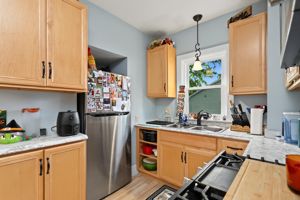 317 Ashland Avenue, Ashland, Ohio 44805, 3 Bedroom Bedrooms, 0 ,1 BathroomBathrooms,Residential,For Sale,Ashland Avenue,0,20101182