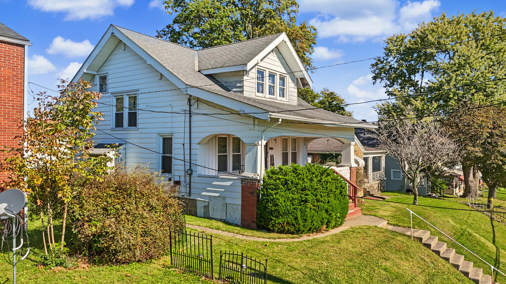 738 W Fourth Street, Mansfield, Ohio 44906, 3 Bedroom Bedrooms, 0 ,1 BathroomBathrooms,Residential,For Sale,W Fourth Street,0,20101216 738 W Fourth Street, Mansfield, Ohio 44906, 3 Bedroom Bedrooms, 0 ,1 BathroomBathrooms,Residential,For Sale,W Fourth Street,0,20101216