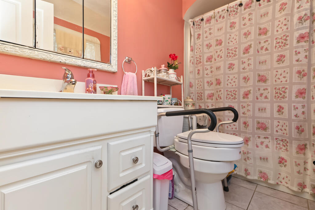 84 State Street, Mansfield, Ohio 44907, 2 Bedroom Bedrooms, 0 ,1 BathroomBathrooms,Residential,For Sale,State Street,0,20101227 84 State Street, Mansfield, Ohio 44907, 2 Bedroom Bedrooms, 0 ,1 BathroomBathrooms,Residential,For Sale,State Street,0,20101227