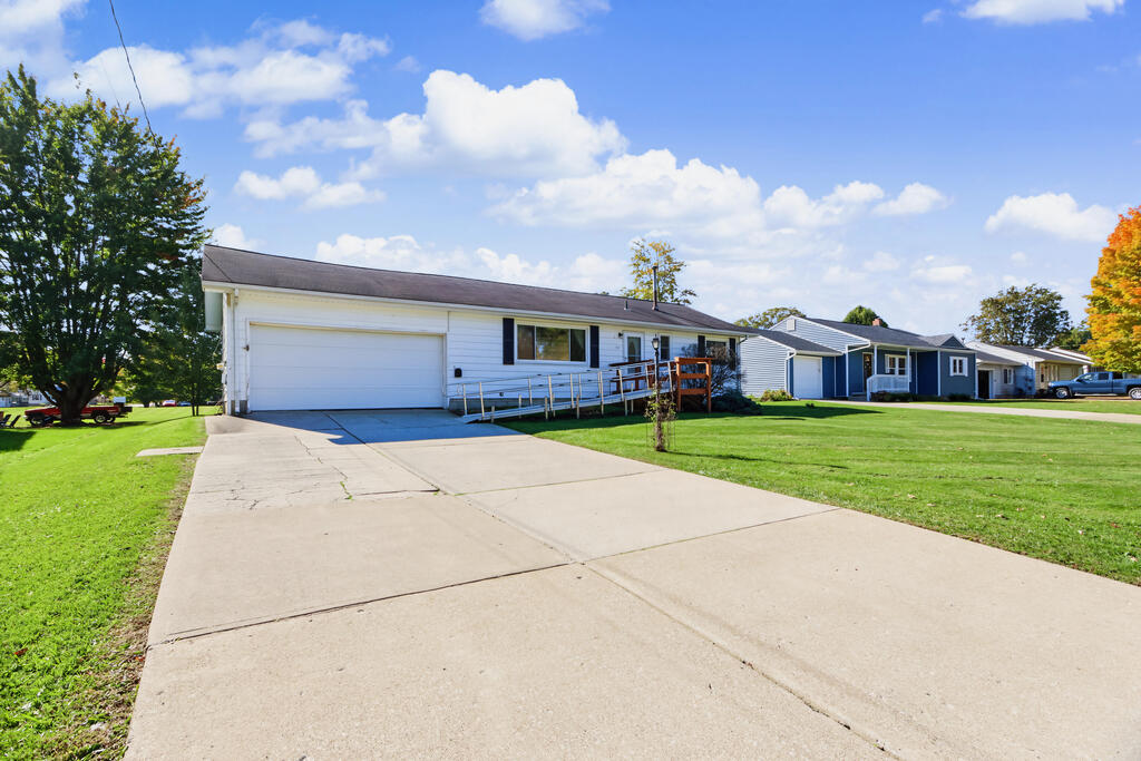 112 West Thrush Avenue, Crestline, Ohio 44827, 2 Bedroom Bedrooms, 0 ,1 BathroomBathrooms,Residential,For Sale,West Thrush Avenue,0,20101237
