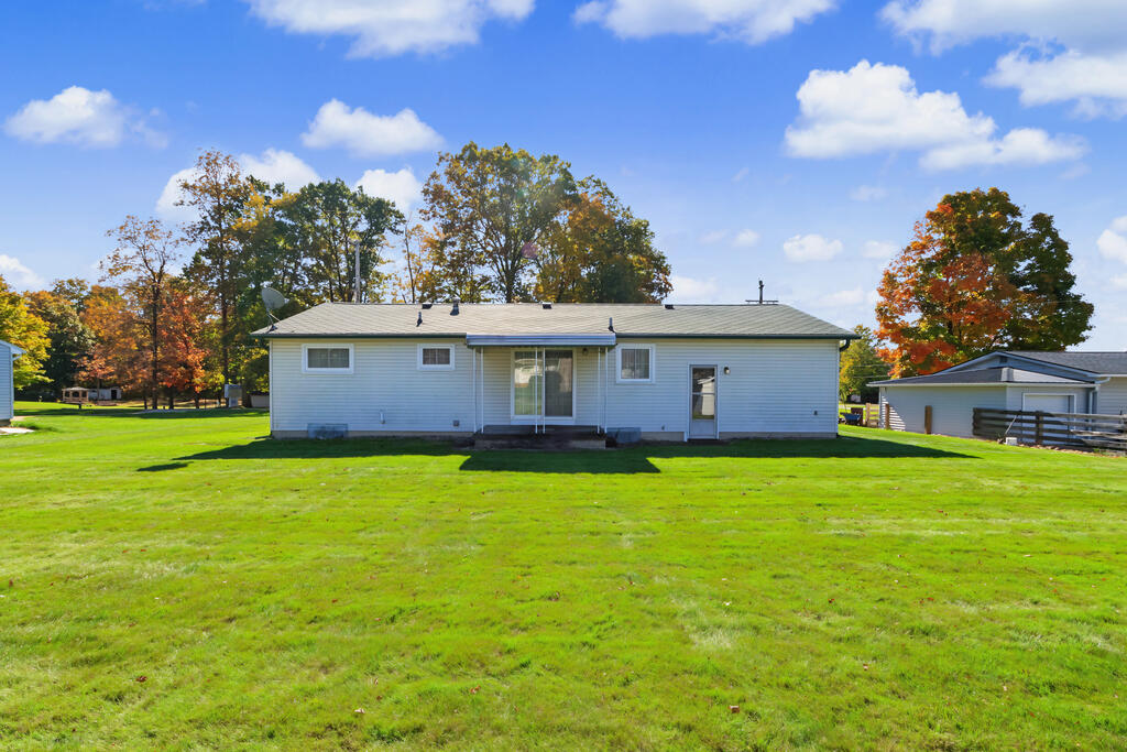 1581 Grace Street, Mansfield, Ohio 44905, 2 Bedroom Bedrooms, 0 ,1 BathroomBathrooms,Residential,For Sale,Grace Street,0,20101238 1581 Grace Street, Mansfield, Ohio 44905, 2 Bedroom Bedrooms, 0 ,1 BathroomBathrooms,Residential,For Sale,Grace Street,0,20101238