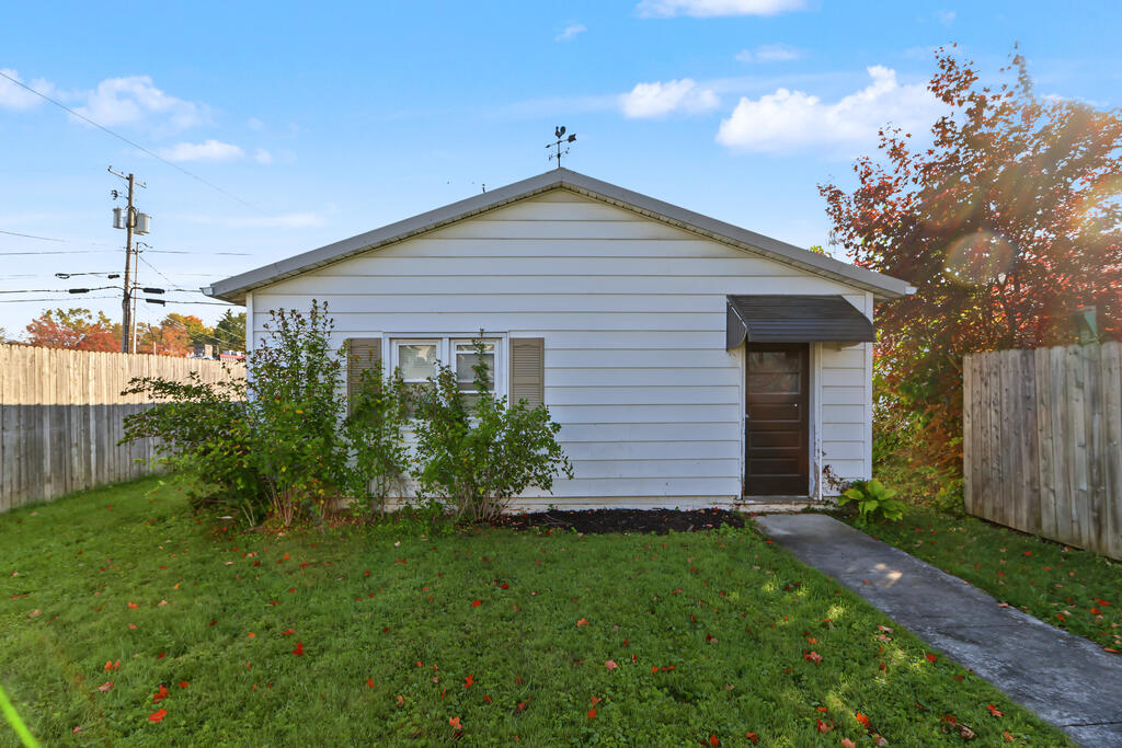 126 North Monroe Street, Tiffin, Ohio 44883, 4 Bedroom Bedrooms, 0 ,1 BathroomBathrooms,Residential,For Sale,North Monroe Street,0,20101249