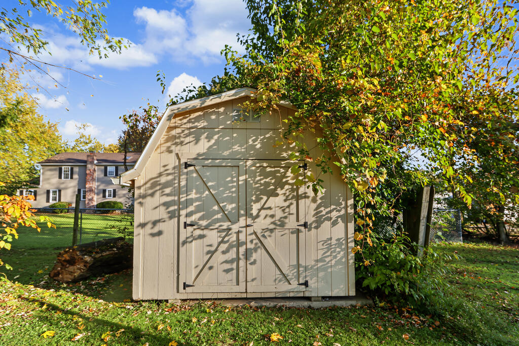 825 Ash Street, Galion, Ohio 44833, 5 Bedroom Bedrooms, 0 ,2 BathroomBathrooms,Residential,For Sale,Ash Street,0,20101266