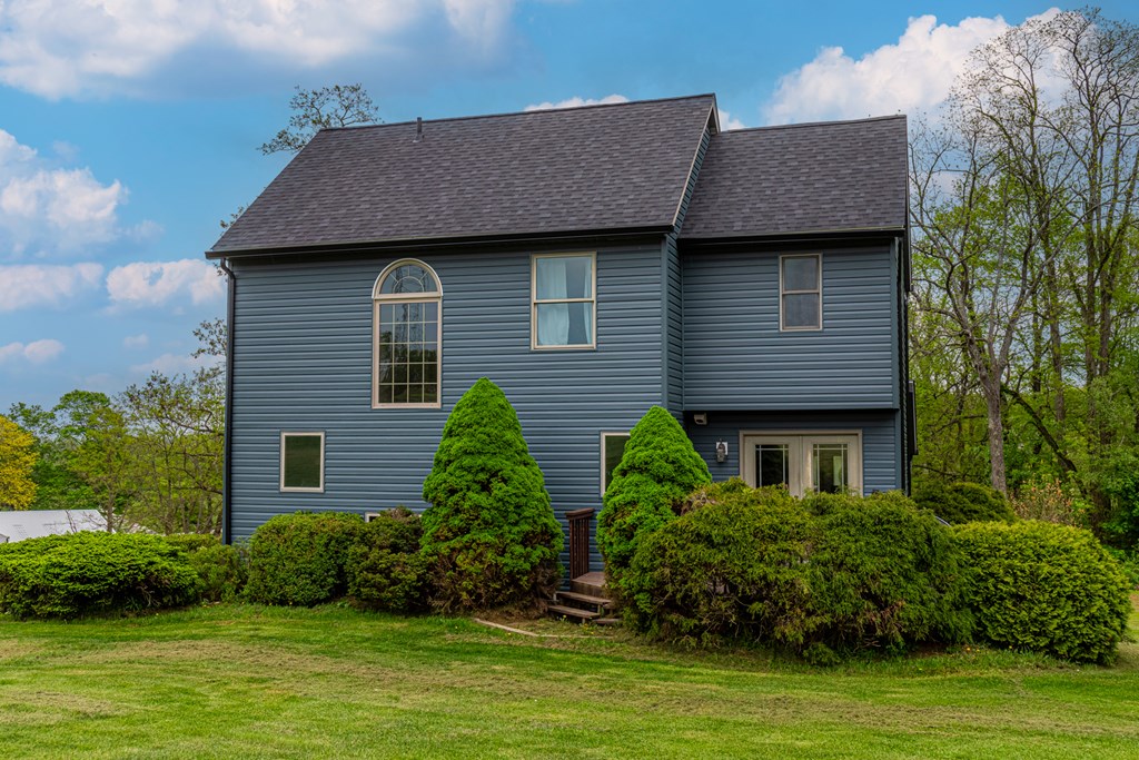 2635 Berry Road, Lucas, Ohio 44843, 3 Bedrooms Bedrooms, ,3 BathroomsBathrooms,Residential,For Sale,Berry Road,9060552