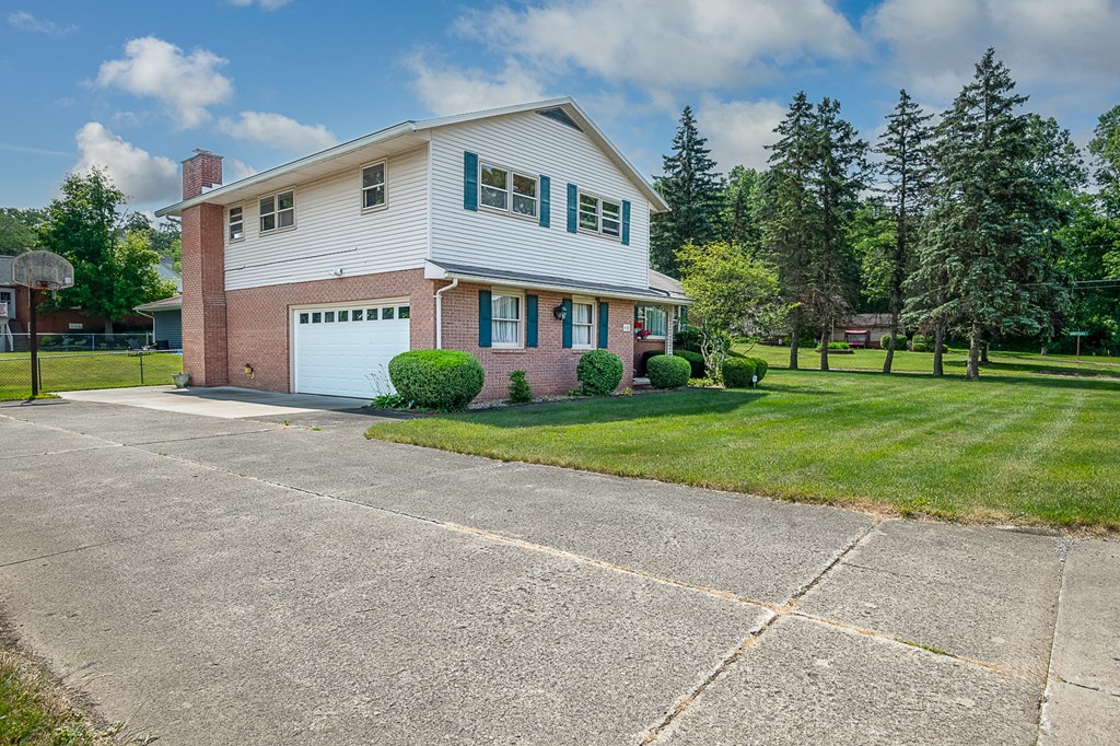 432 Abbeyfeale Rd., Mansfield, Ohio 44907, 4 Bedrooms Bedrooms, ,2 BathroomsBathrooms,Residential,For Sale,Abbeyfeale Rd.,9061025