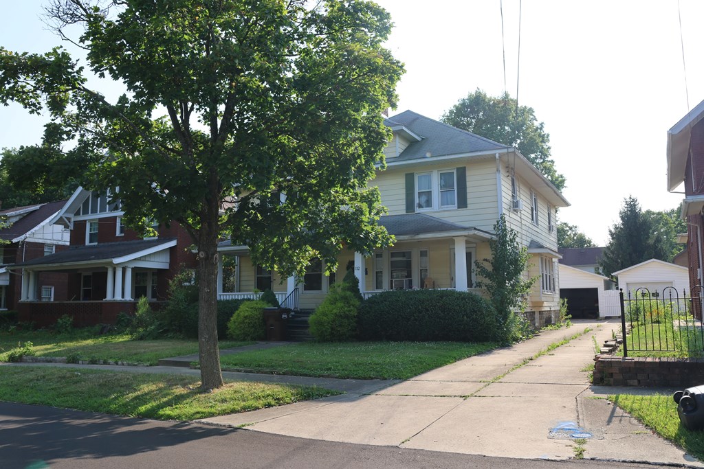 112 -114 Carpenter Road, Mansfield, Ohio 44903, 6 Bedrooms Bedrooms, ,Residential Income,For Sale,-114 Carpenter Road,9061438