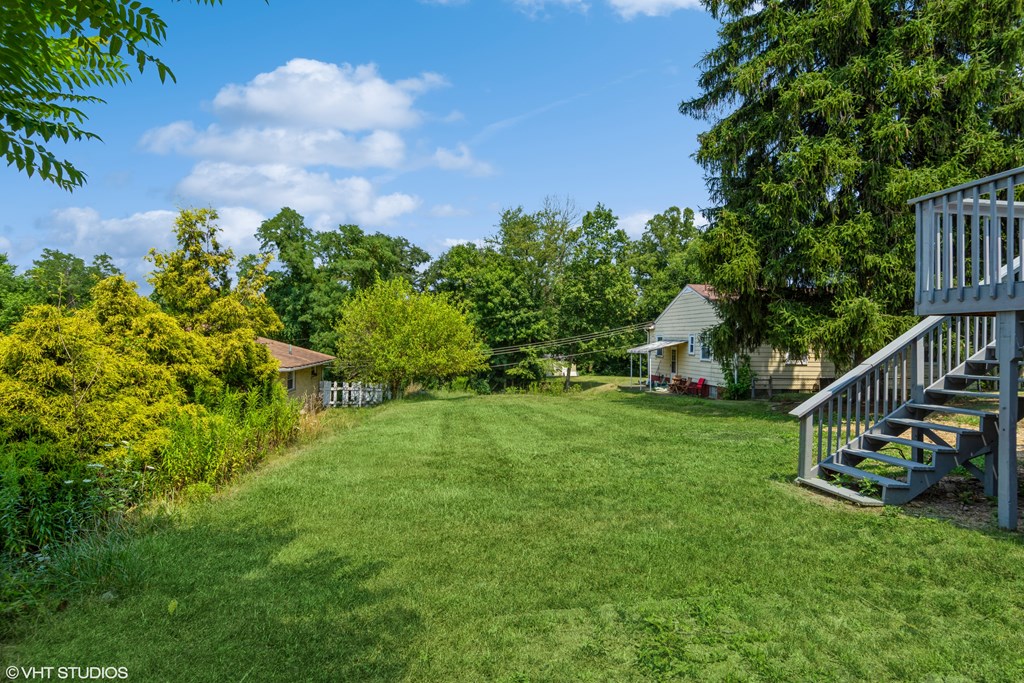 2519 Forest Ct, Steubenville, Ohio 43952, 3 Bedrooms Bedrooms, ,2 BathroomsBathrooms,Residential,For Sale,Forest Ct,9061645