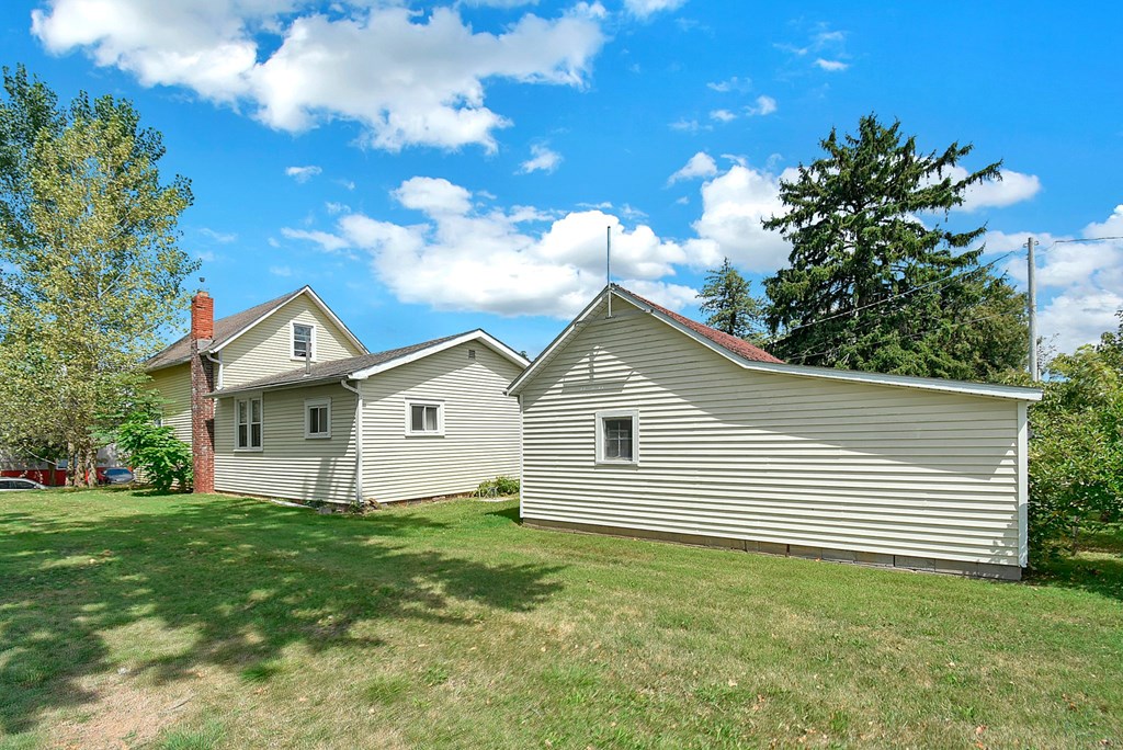 615 E Church St, Galion, Ohio 44833, 3 Bedrooms Bedrooms, ,1 BathroomBathrooms,Residential,For Sale,Church St,9061678