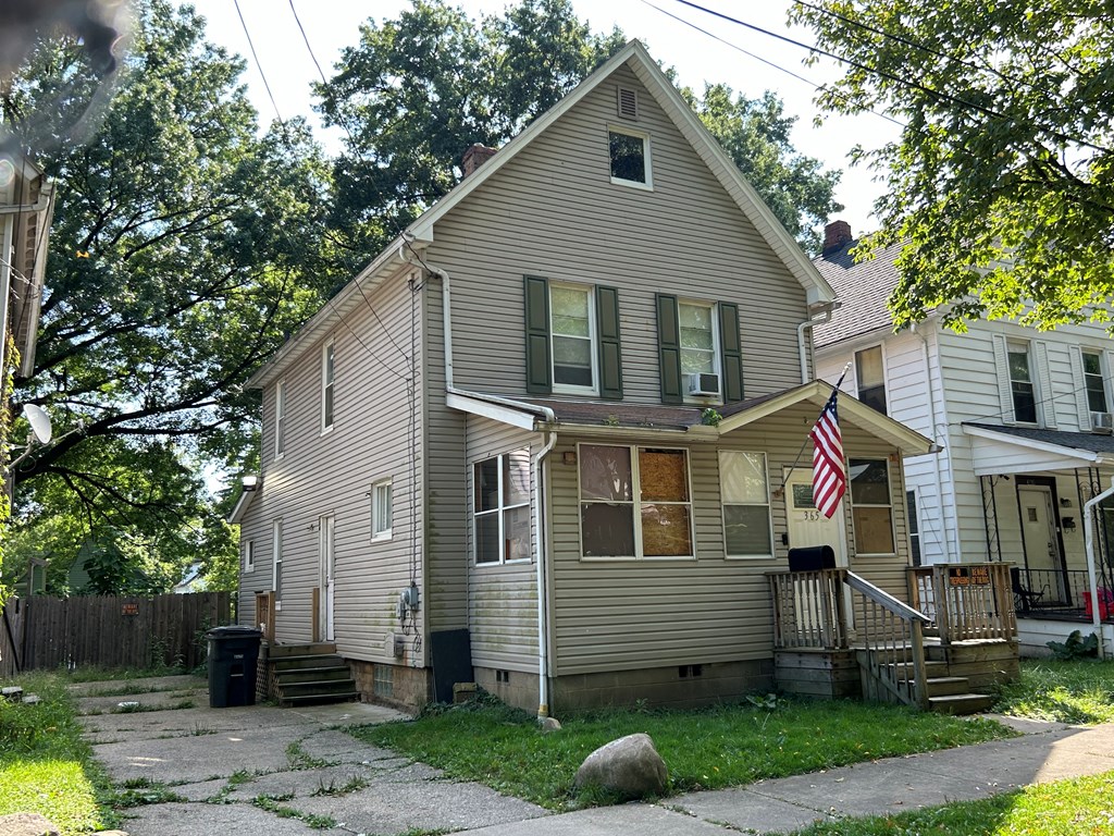 365 Windsor St, Akron, Ohio 44306, 3 Bedrooms Bedrooms, ,1 BathroomBathrooms,Residential,For Sale,Windsor St,9061833