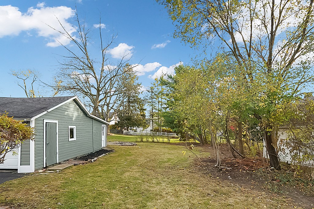 689 Arlington Avenue, Mansfield, Ohio 44903, 3 Bedrooms Bedrooms, ,2 BathroomsBathrooms,Residential,For Sale,Arlington Avenue,9065482