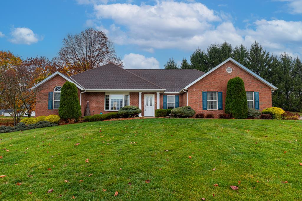 260 Stone Meadow Circle, Loudonville, Ohio 44842, 3 Bedrooms Bedrooms, ,3 BathroomsBathrooms,Residential,For Sale,Stone Meadow Circle,9065497