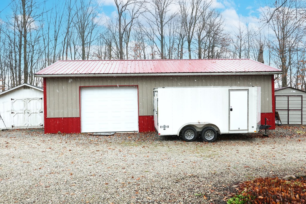 3895 Chatfield Center Road, Bloomville, Ohio 44818, 3 Bedrooms Bedrooms, ,2 BathroomsBathrooms,Residential,For Sale,Chatfield Center Road,9065587