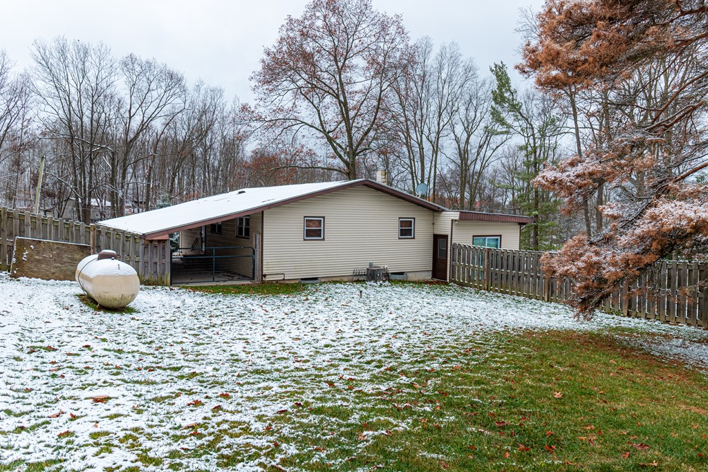 4454 Flowers Road, Mansfield, Ohio 44903, 3 Bedrooms Bedrooms, ,1 BathroomBathrooms,Residential,For Sale,Flowers Road,9065588