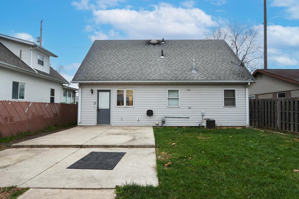 924 Uncapher Avenue, Marion, Ohio 43302, 3 Bedrooms Bedrooms, ,2 BathroomsBathrooms,Residential,For Sale,Uncapher Avenue,9065614