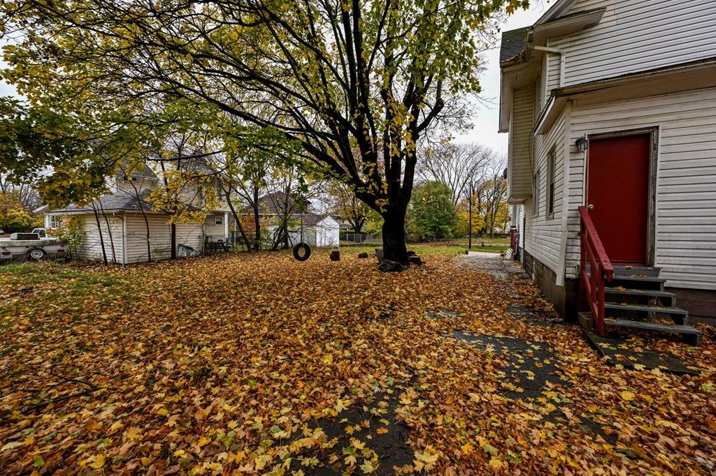 39 Fulton Street, Akron, Ohio 44305, 5 Bedrooms Bedrooms, ,2 BathroomsBathrooms,Residential,For Sale,Fulton Street,9065560