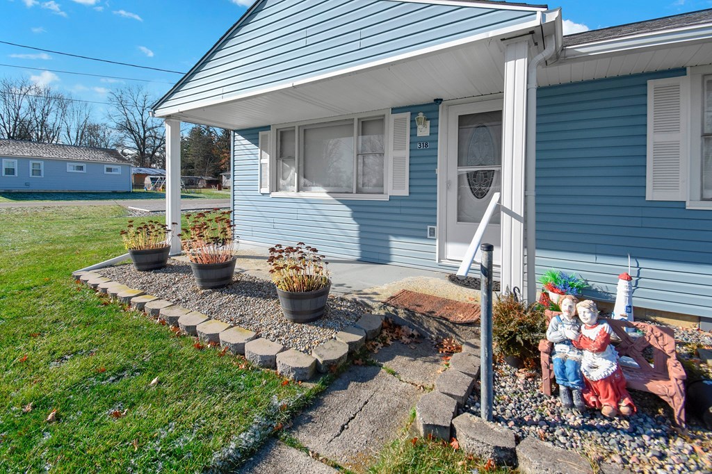 318 Hensley Ave., Galion, Ohio 44833, 2 Bedrooms Bedrooms, ,1 BathroomBathrooms,Residential,For Sale,Hensley Ave.,9065645