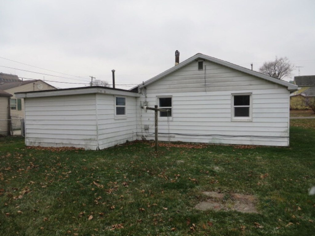 99 E Whitney Ave, Shelby, Ohio 44875, 2 Bedrooms Bedrooms, ,1 BathroomBathrooms,Residential,For Sale,Whitney Ave,9065656