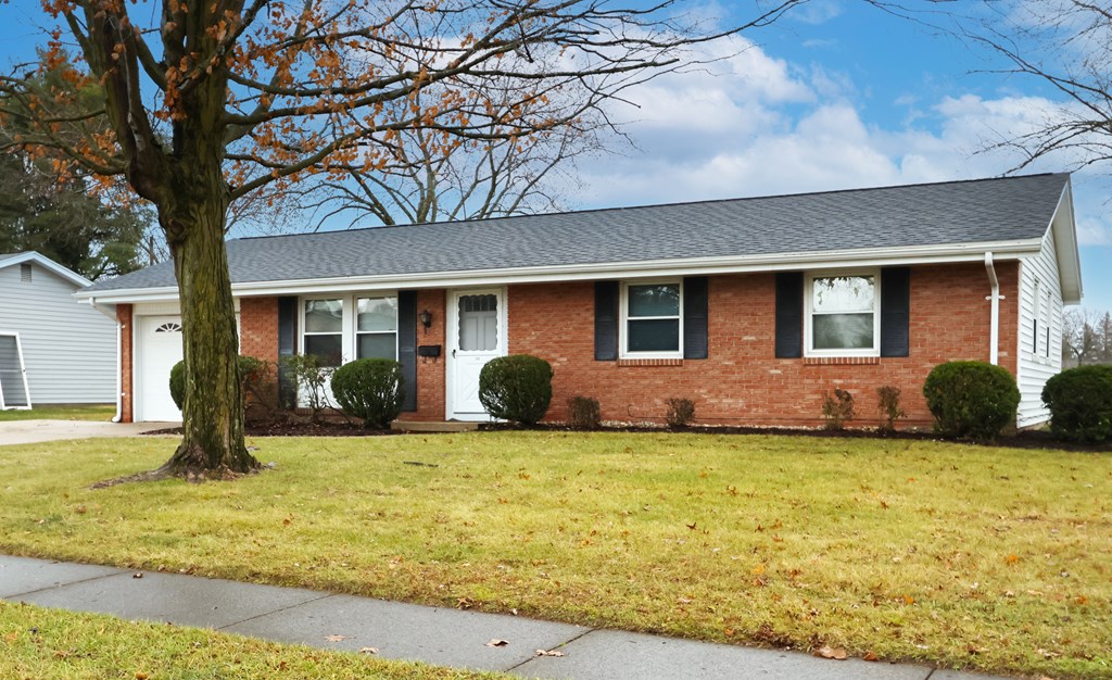 105 Darby Drive, Lexington, Ohio 44904, 3 Bedrooms Bedrooms, ,1 BathroomBathrooms,Residential,For Sale,Darby Drive,9065690