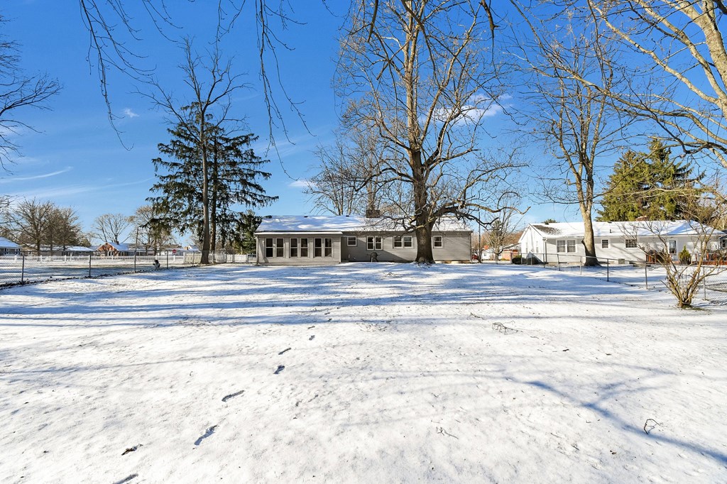 102 Edgewood Drive, Galion, Ohio 44833, 3 Bedrooms Bedrooms, ,2 BathroomsBathrooms,Residential,For Sale,Edgewood Drive,9065725