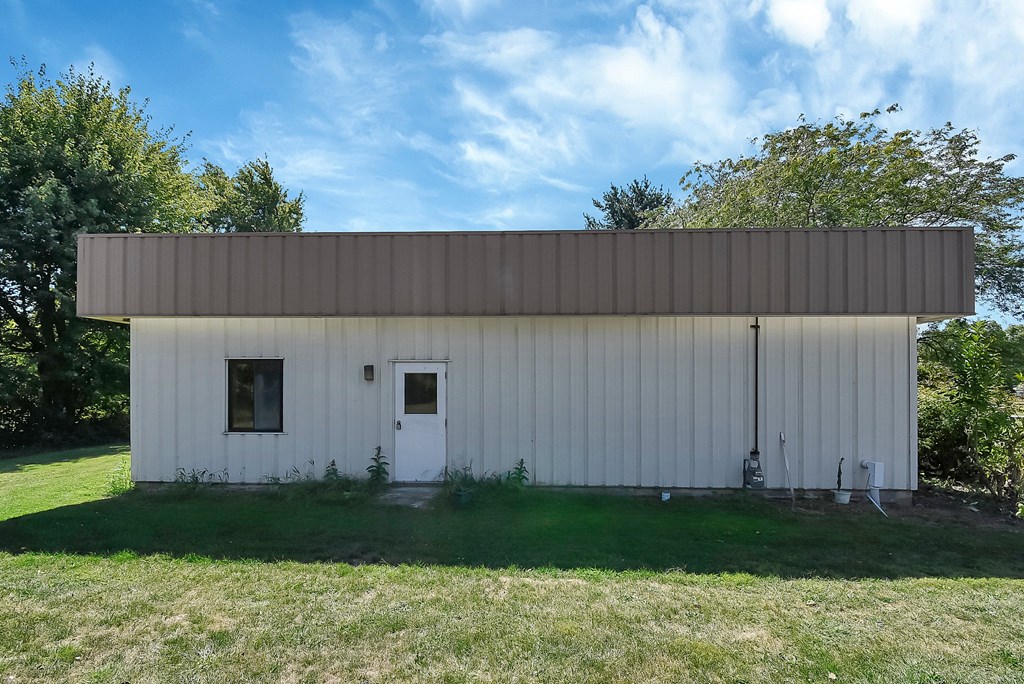 636 S Center Street, New Washington, Ohio 44854, ,Commercial Sale,For Sale,Center Street,9061844