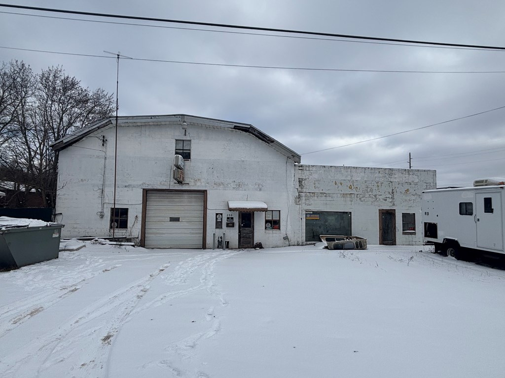 250 Eighth, Mansfield, Ohio 44905, ,Commercial Sale,For Sale,Eighth,9065841