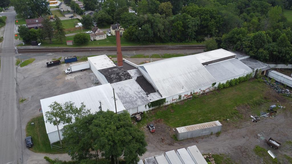 202 W Livingston Avenue, Crestline, Ohio 44827, ,Commercial Sale,For Sale,Livingston Avenue,9065848 202 W Livingston Avenue, Crestline, Ohio 44827, ,Commercial Sale,For Sale,Livingston Avenue,9065848